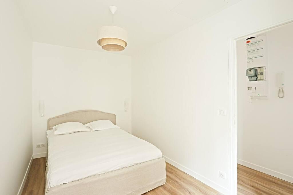 Apartment Stylish Two-bedroom In Saint-germain